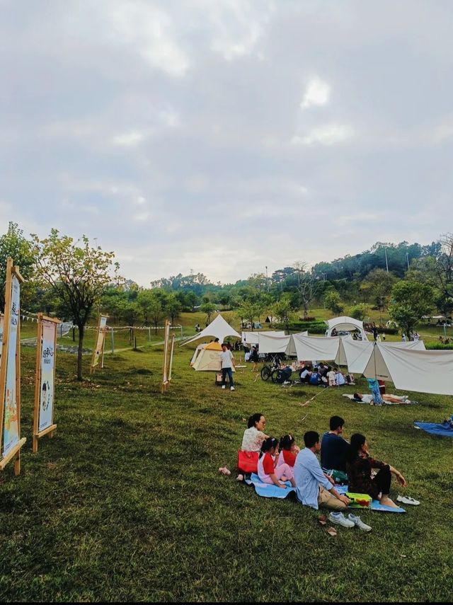 深圳北|超大免費露營活動正在進行，還有美食街。