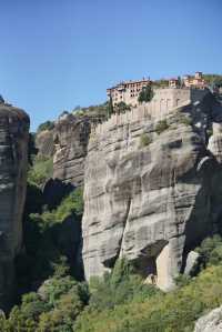 希臘邁泰奧拉山上的修道院