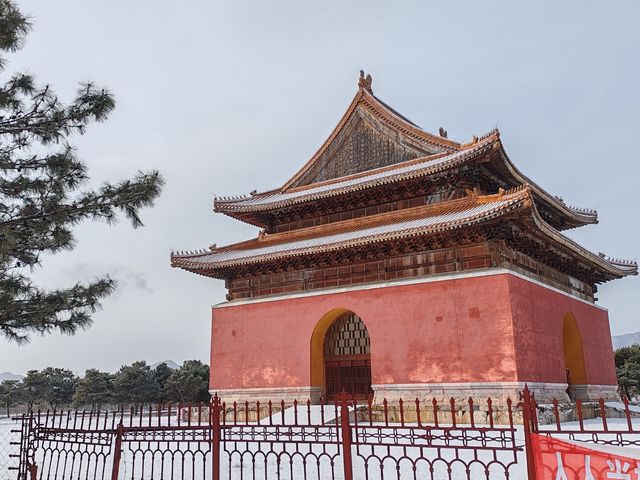 薄雪紅妝祭皇家——清東陵