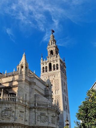 16-Day European Tour: Classic Routes Revealed