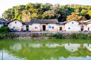 Hiking at Xiangxi Ancient Fort in Huizhou: Unlocking the Charm of Cement and Dirt Roads