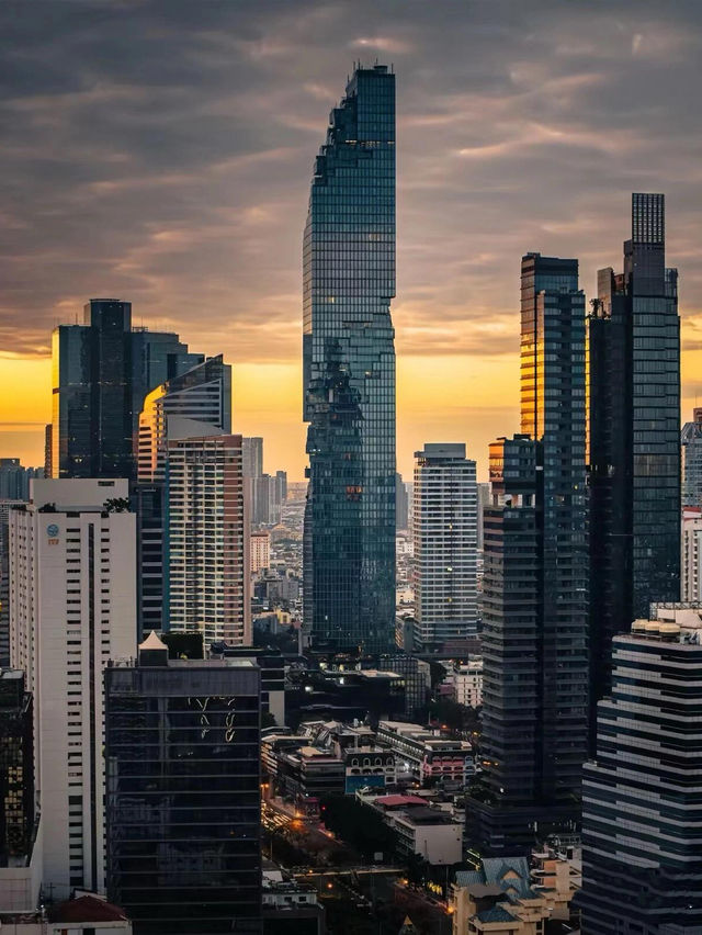 【2025泰國曼谷商場懶人包📍地鐵/BTS+逛街全攻略】🛍️✨