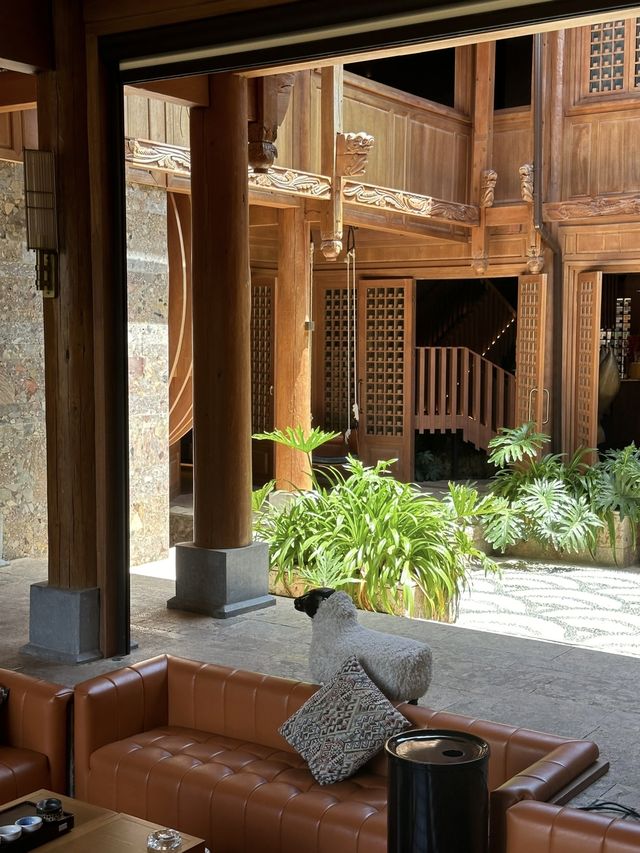 我住進咗麗江古城嘅庭院酒店