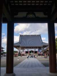 東京の隠れ名所：池上本門寺で歴史と桜を満喫】**  