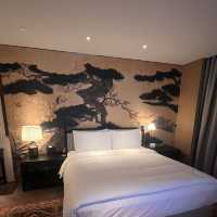 Best Hotel in Chengdu: Luxurious 5-Star Traditional Chinese Style