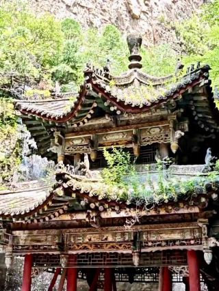 Hidden Mountain Sanctuary: Cangshan Scenic Area