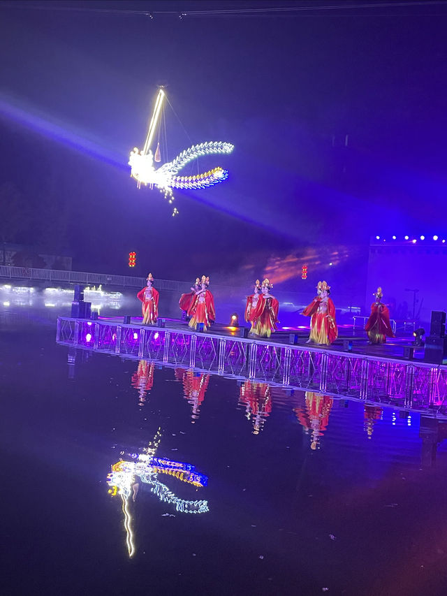 世界公園奇妙夜，看絢爛打鐵花