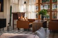 山和湖都在眼前