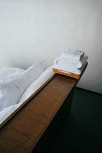 在這間面朝洱海的詫寂小院，我找到了消失的歲月