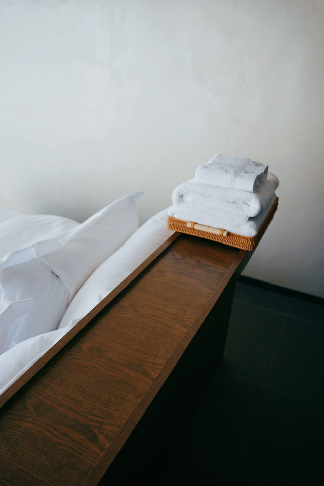 在這間面朝洱海的詫寂小院，我找到了消失的歲月