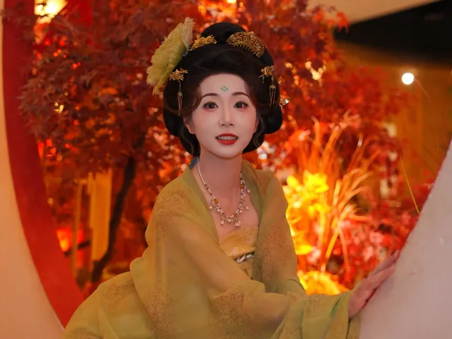 西安唐風頂流聯動！住對地方真的省一半事！