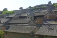 與有肝膽人共事,從無字句處讀書。