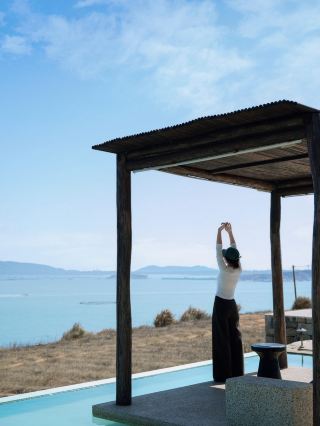 รักษาสัญญาที่ให้ไว้ ณ เวลาหนึ่ง เฝ้ามองทะเลค่อยๆ ตื่นขึ้นมา