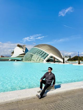 Off-the-beaten-path travel in Spain: Experience the relaxation of Valencia