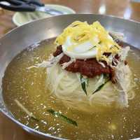 【韓国釜山・南浦洞】釜山名物ミルミョンの人気店「ハルメ伽耶ミルミョン」
