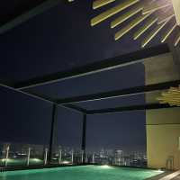 Convenient stay in the City