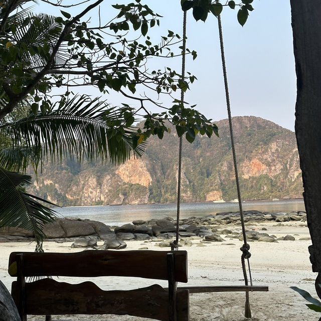 Hidden Long Beach - Phi Phi Island 