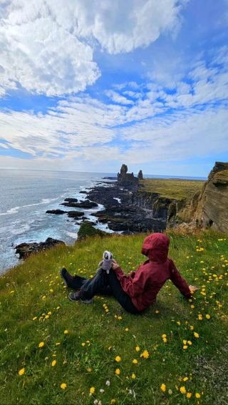 See the curvature of Earth at Lóndrangar