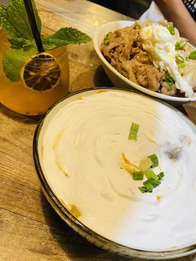 品味舌尖之旅:吉列牛忌廉烏冬的美味留戀 品味舌尖之旅:吉列牛忌廉烏冬的美味留戀