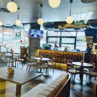 WM HOTEL 近海濱，餐廳 W Thai！無比憩意！