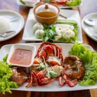 City Bar ร้านซีฟู้ดริมทะเล คุระบุรี พังงา