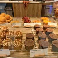 人氣大大減退｜The Baker & The Bottleman