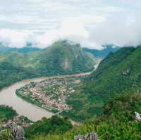 จุดชมวิว ผาแดง หนองเขียว หลวงพระบาง