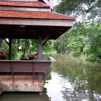 🧱✨️ Nami Salaya คาเฟ่เรือนไทย✨️🧱