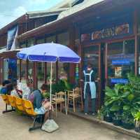 ขาวัวหม้อไฟ เมนูพิเศษของร้านข้าวขาวัว บ้านโบราณ