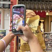 【東京】浅草食べ歩き「浅草花月堂」ジャンボメロンパン♡