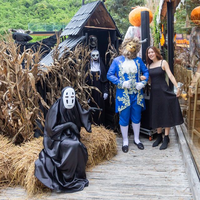 เปิดแล้ว Halloween Season at CHAN nature cafe'