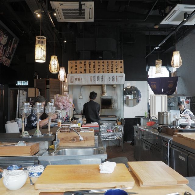 中環探店，高空上的日式居酒屋