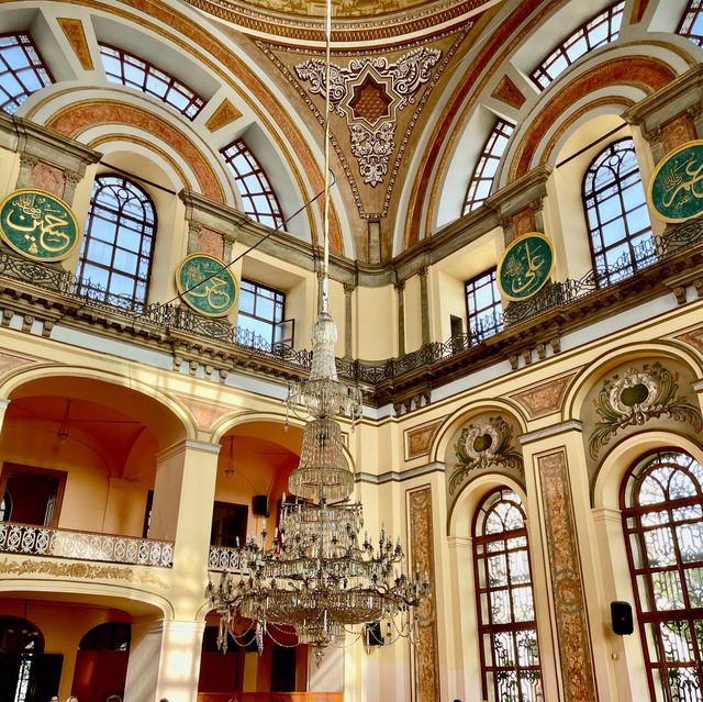 Dolmabahçe Mosque: IST Architectural gem