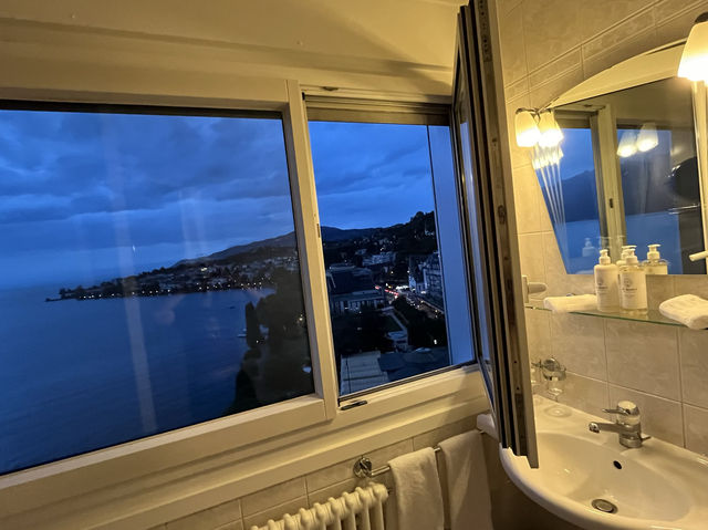 Panoramic Room at 16th with Lake Geneva View