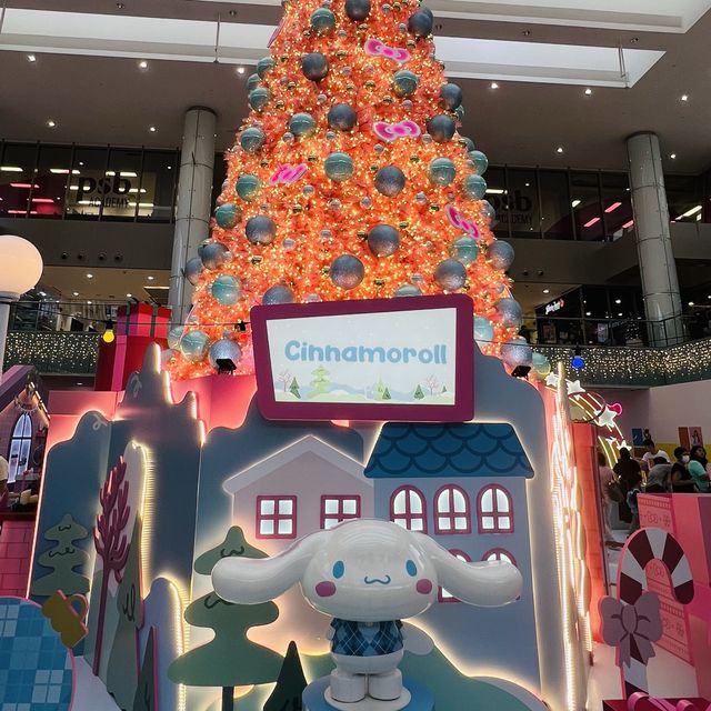 Christmas Sanrio Theme Marina Square