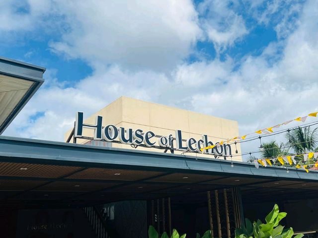 Food Trippin' at House of Lechon 