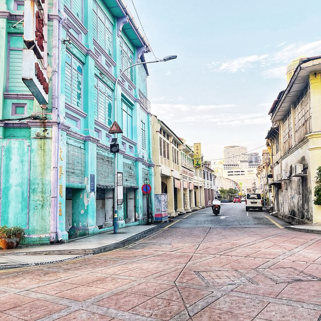 Crispy morning walk in Georgetown, Penang