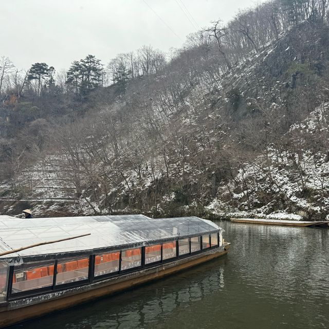 【岩手縣】猊鼻渓船遊：暖爐暖氈，2024年日本旅行必遊景點