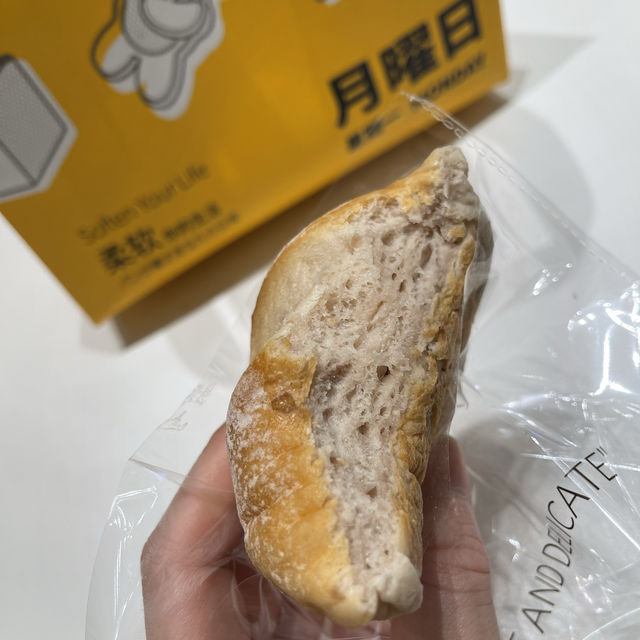 深業上城1-7 Bread ｜ 日式風味的米麵包烘焙店