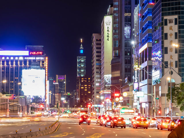 타이베이 북문 야경...Taipei North Gate