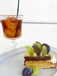 【北九州カフェ】キッシュやフランスのスイーツが楽しめるオシャレカフェ
