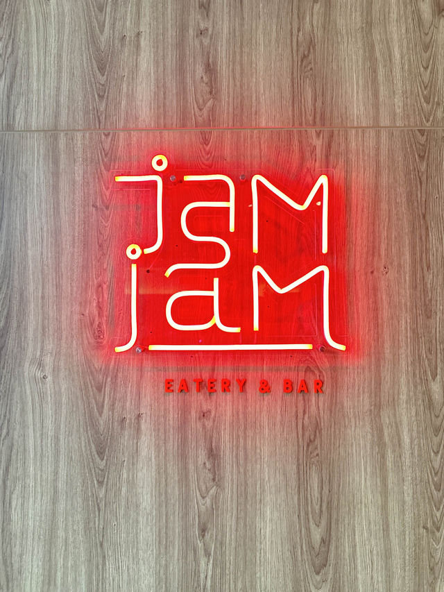 Experiencing Culinary Delights at Jam Jam Eatery