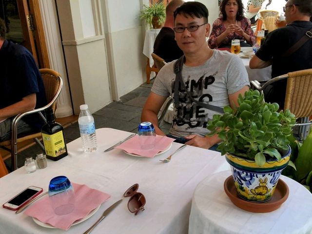 西班牙安達魯西亞的地中海風味料理：Taberna Lugue