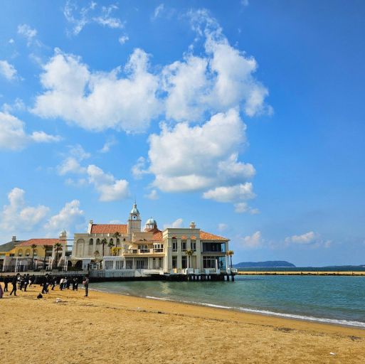 유럽풍 감성을 품은 모모치 해변🏖️