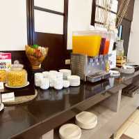 布吉島芭東市中心酒店🏨 Andakiria Hotel