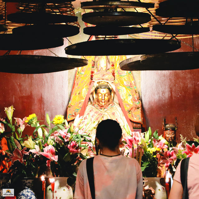 Man Mo Temple