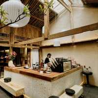 May Kitchenware & coffee shop