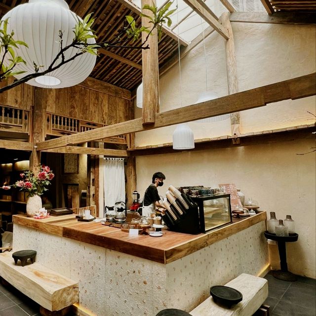 May Kitchenware & coffee shop