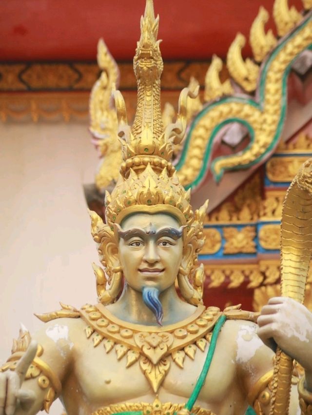 เที่ยวไหว้พระ วัดพระอินทร์แปลง