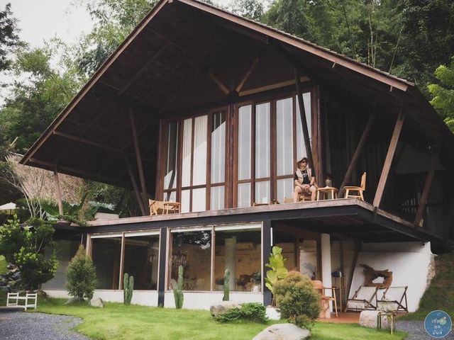 บ้านไร่พอเพียง Camping & Cafe